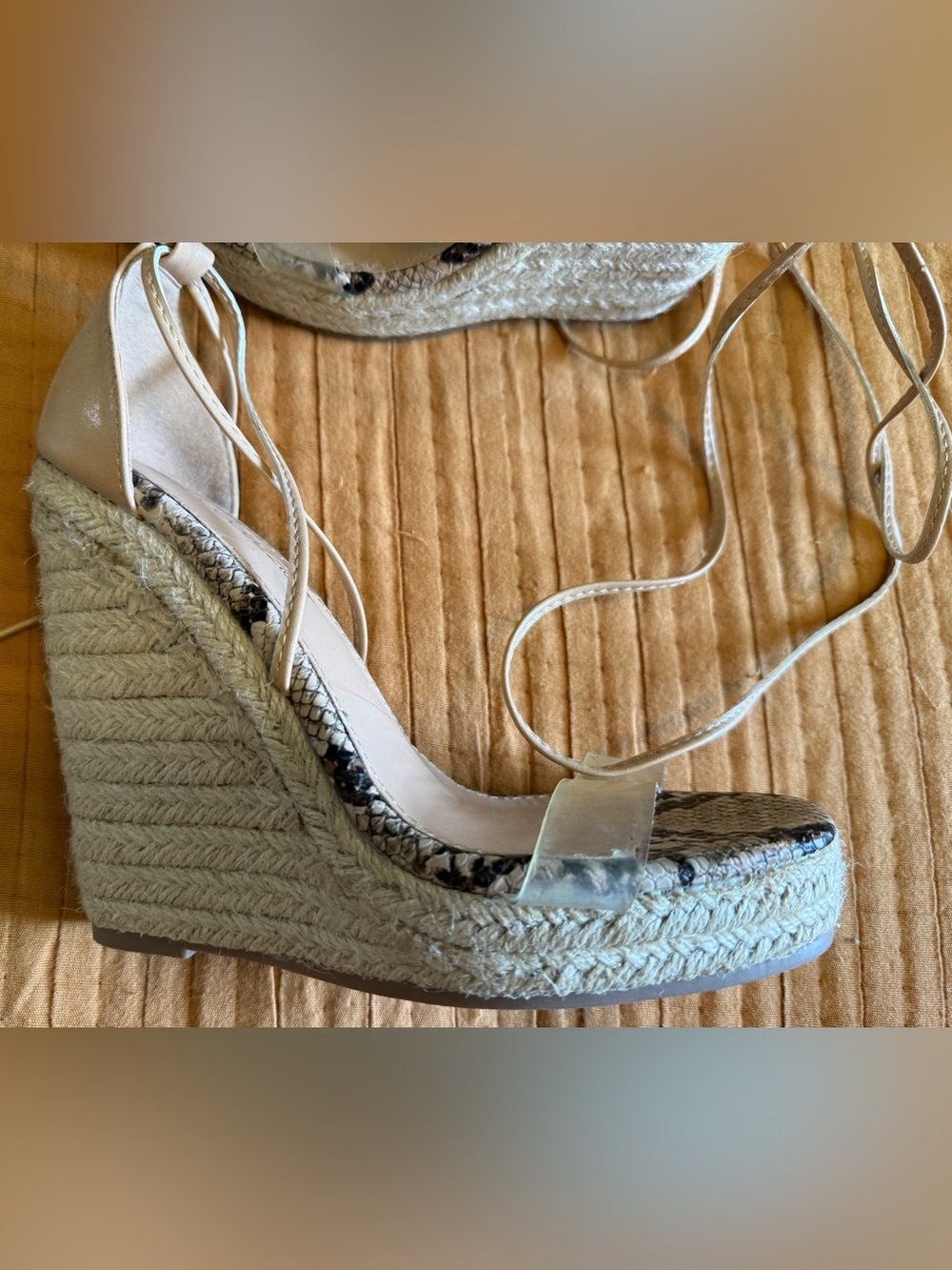 Shoe Dazzle Size 6 Espadrille Wedge Lace-Up Sandals Natural Rope Clear Strap